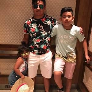 Meet your Posher, Ezequiel